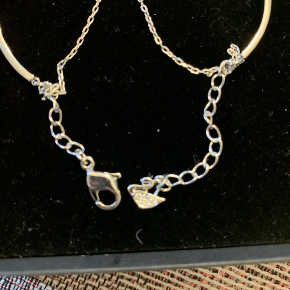 Swarovski Infinity Bangle - Picture 6 of 8